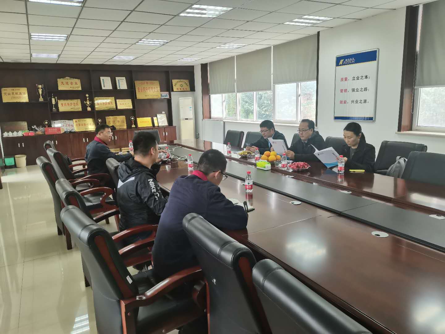 Warmly welcome President Ding, Song Yuke and Liu Tian of Carlisle (Meizhou) Rubber Products Co., Ltd. to come to the company for review and guidance on October 9, 2020.